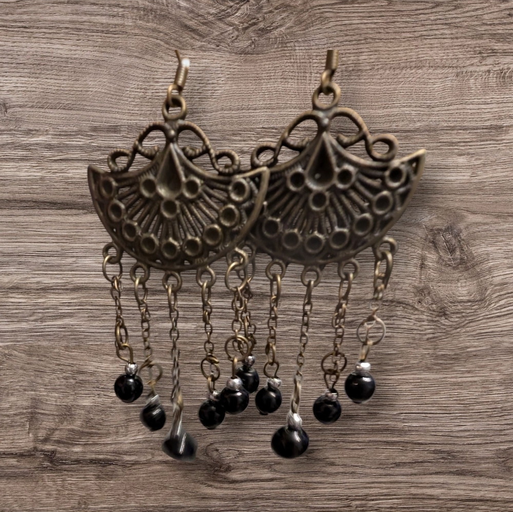 Dangle beaded earrings